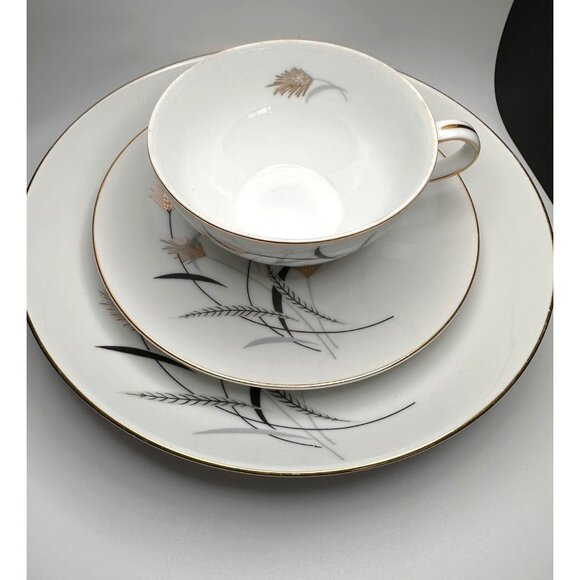 Bel-Air China Golden Grain Tea Cup Saucer Plate Trio Wheat Design Gold Trim Vint - Picture 4 of 8